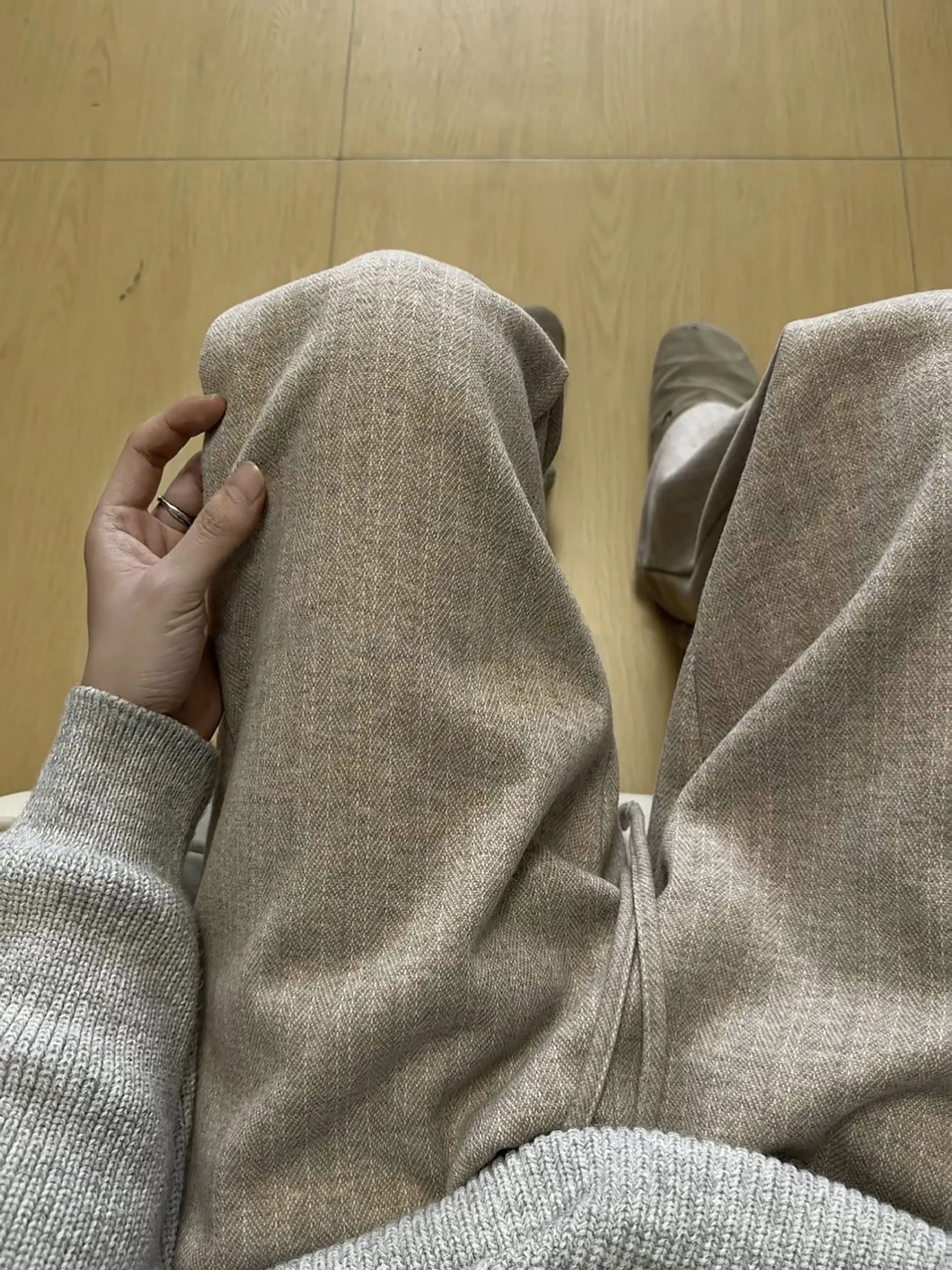 

Мужские модные повседневные брюки на весну с шерстяной текстурой, прямого кроя, свободные, с эффектом удлинения ног, комфортные, для весеннего отдыха