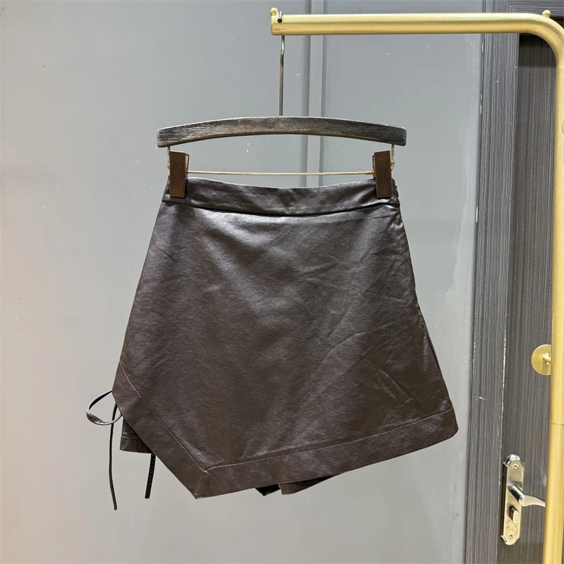 غير النظامية حزام تصميم فتاة حار بو الجلود نصف تنورة المرأة الخريف الشتاء مزاجه الجديد التخسيس ألف خط تنورة قصيرة