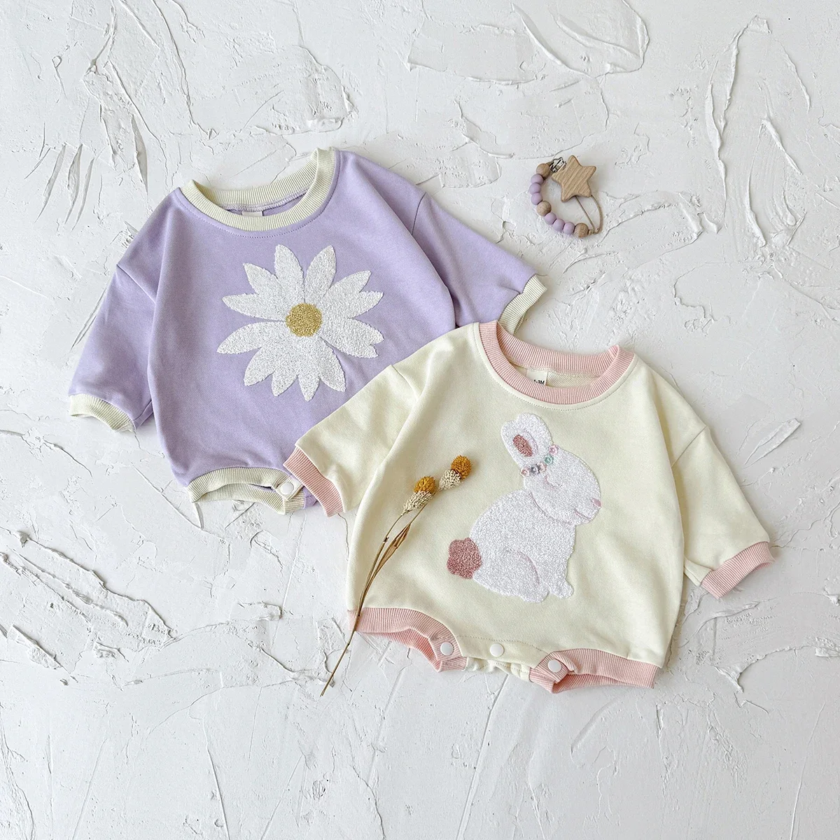 Baby Bunny Daisy Patch Romper, Spring Autumn Toddler Long Sleeve Crew Neck Bodysuit, Baby Girl Loose Sweatshirt Onesie