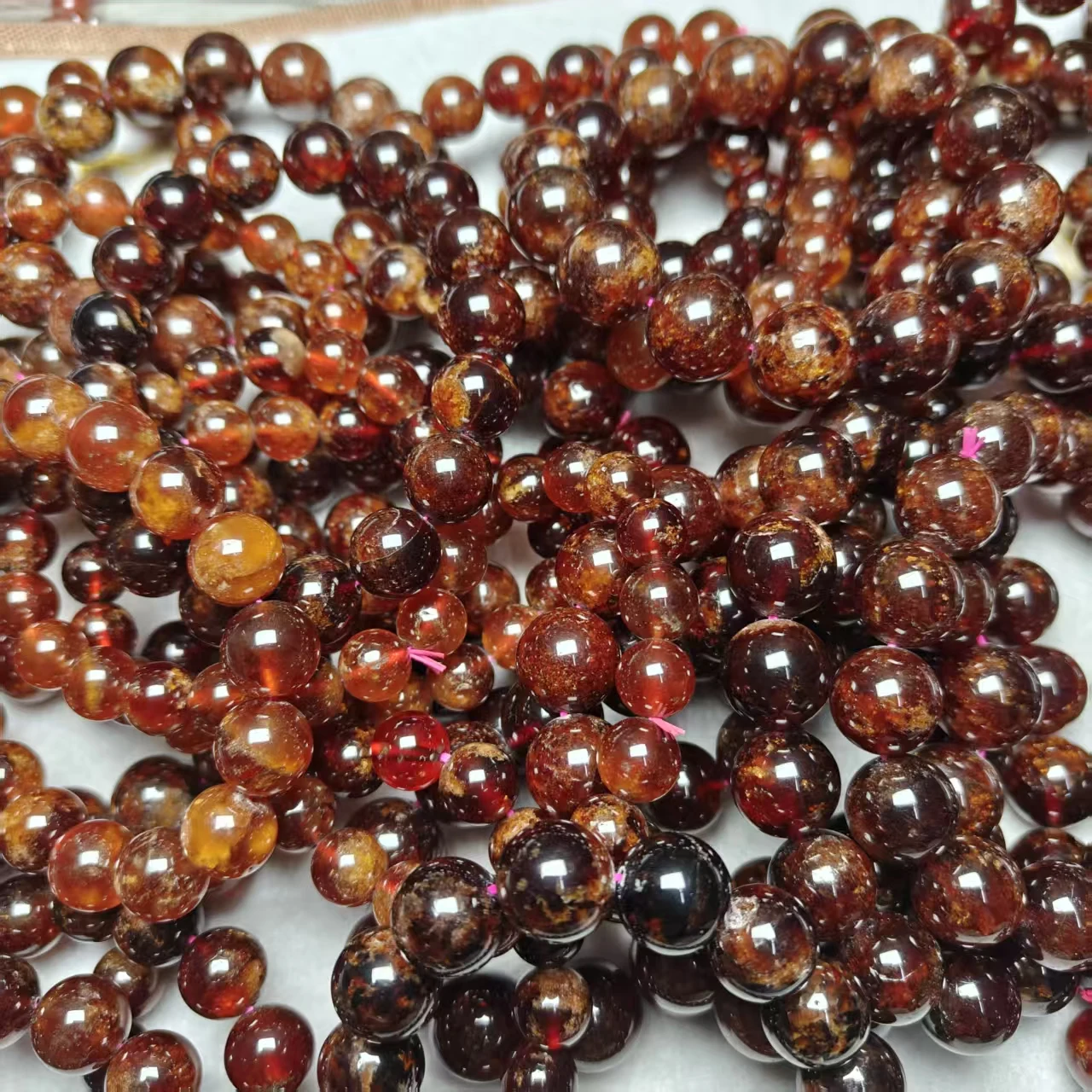 XINGYU Natürliche Orange-Rote Granat-Perlen, Glatte Runde Lose Perlen für Schmuck und Armbänder, Mysteriöser Edelstein – Detail 5