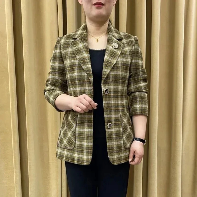 Blazer à carreaux à manches longues pour femmes, vestes décontractées pour femmes, haut court imbibé, mode coréenne, qualité supérieure, automne, nouveau, 5XL, 2023