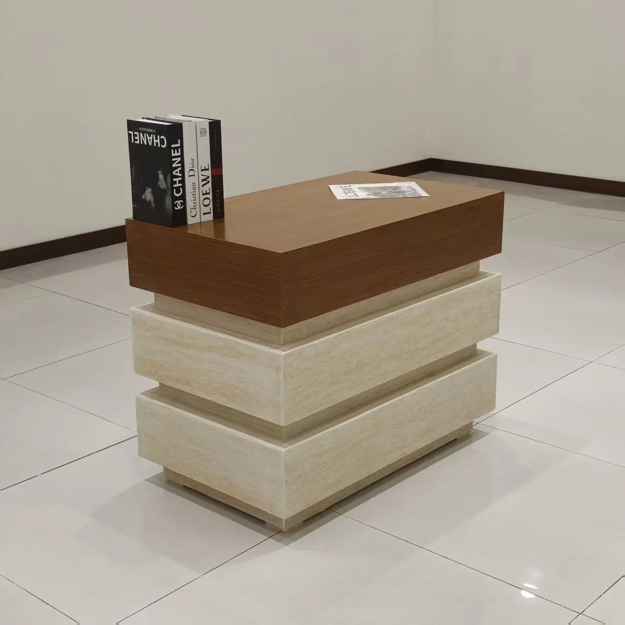 Nakajima Cabinet Display Table Liushuitai Jewelry Store