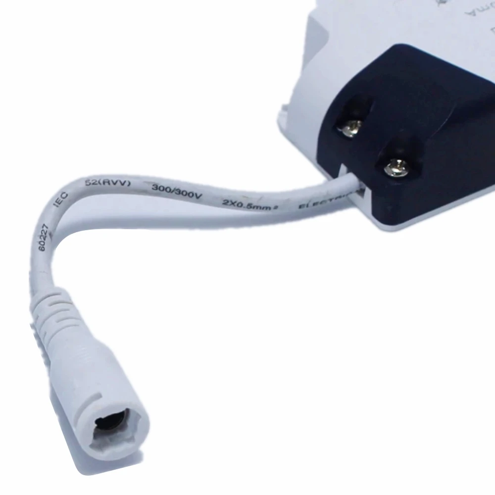 36W-48W LED Panel lamp Power Supply Lighting Transformer AC85-265V Output600mA DC54-80V External Drive