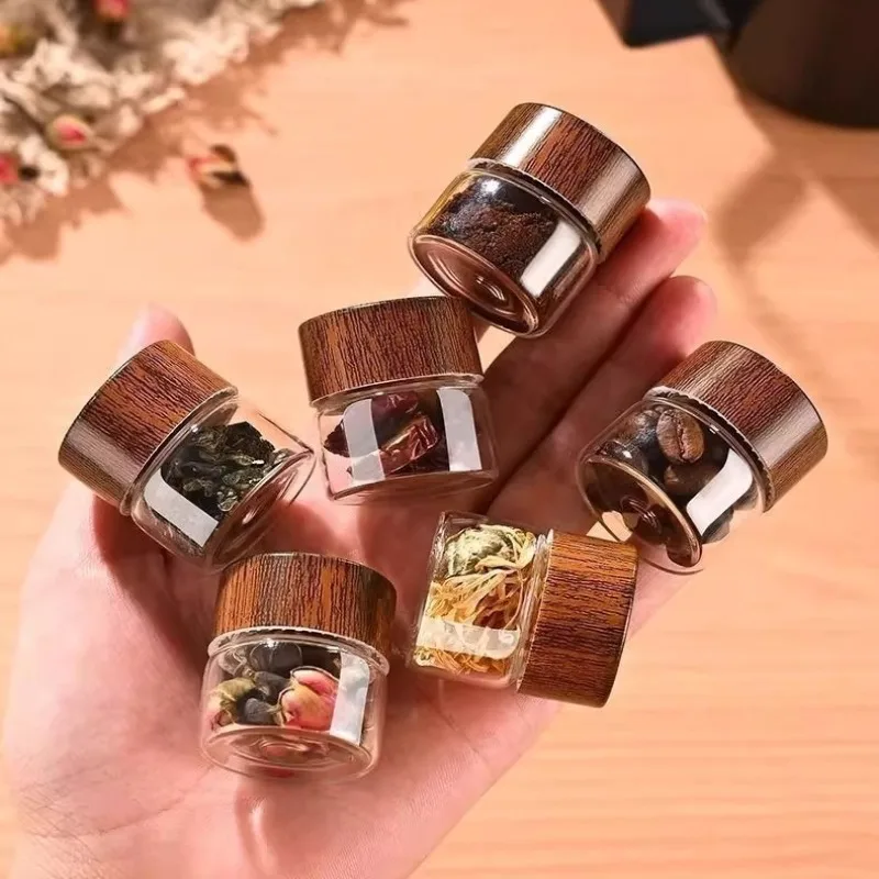Mini Glass Sealed Jar Food Grade Coffee Powder Tea Storage Jar Gold Bean Storage Bottle Portable Small Empty Bottle