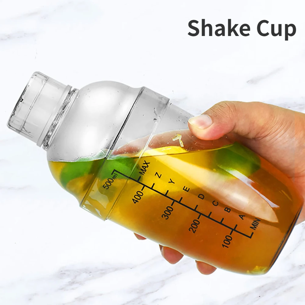 Food grade PC Cocktail Shaker Martini Hand Shaker Cup with Scales 700ml Milk Tea Wine Drink Shaker Mixer Bar kitchen gadget