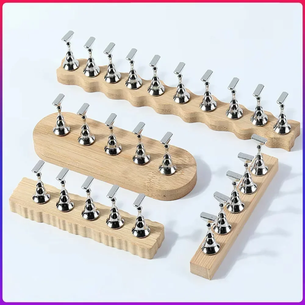 Strumenti di pittura Pratica per unghie in legno con supporti Tabellone per punte per nail art che mostra scaffale Espositore magnetico per nail art