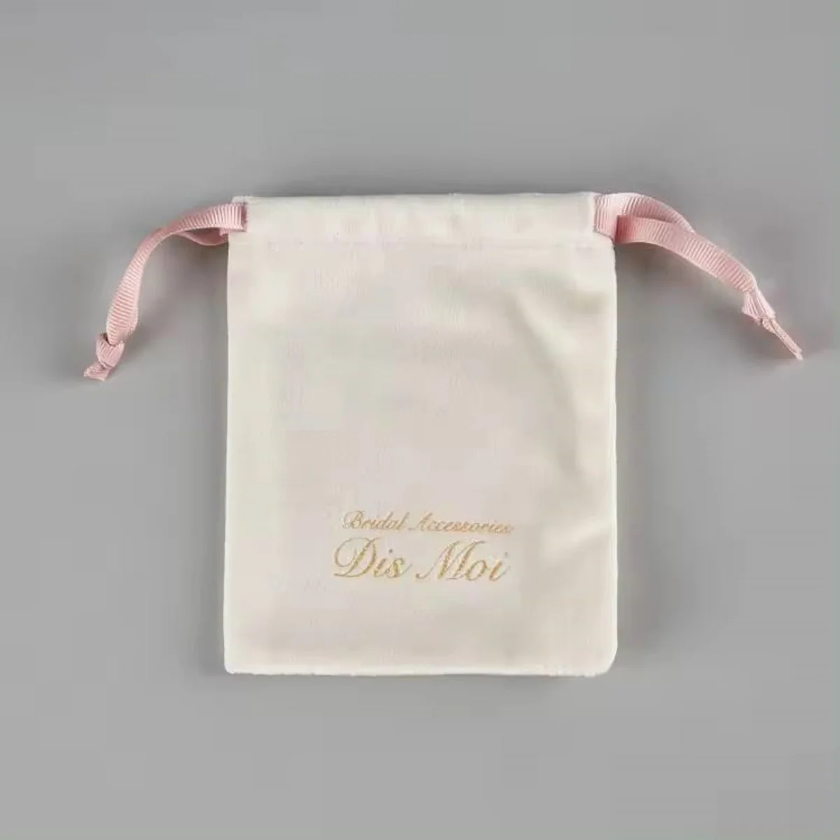 

100pcs Lovely Personalized Logo 8x8cm Microfiber Jewelry Snap Bag Velvet Gift Packaging Storage Pouch Wedding Favors Candy Pocke