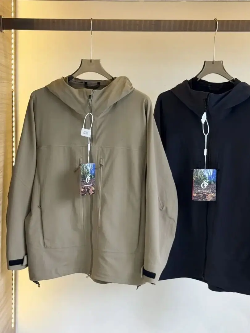 Full-Body Heat-Sealed Glue Men's Outdoor Softshell Jacket Hunting Version Spring Autumn Durable Water-Resistant Nylon Polyester