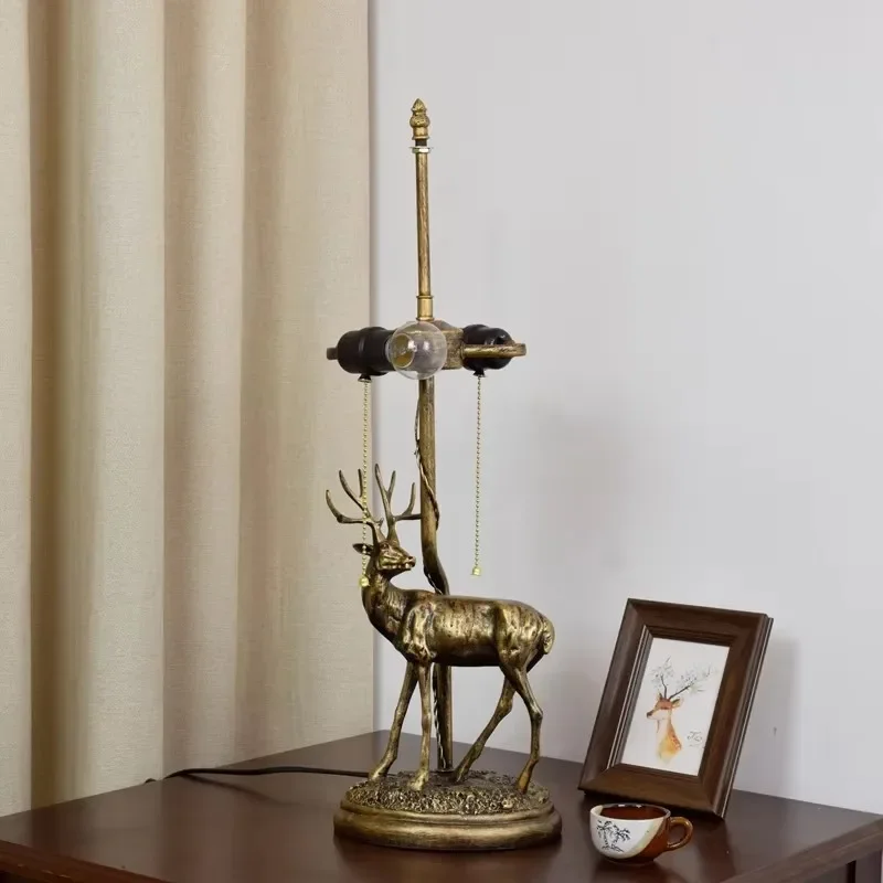 Tiffany Table Lamp AC85-265V Aolly Base Deer Lighting Creative Retro Table Lamp Vintage LED Table Lamps with Arylic Lampshade