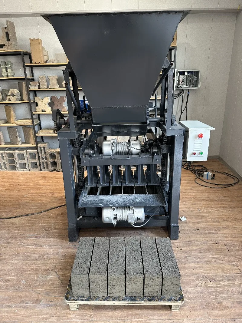 Concrete Cement Hollow Brick Brick Making Machine Semi Automatic Production Line Small Portable Brick Making Machine