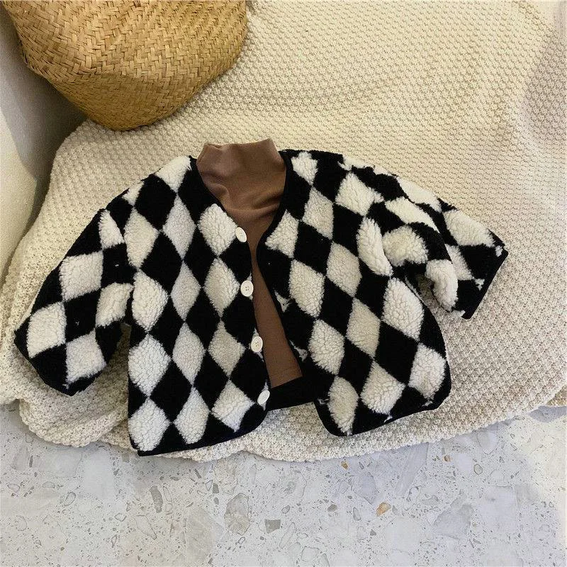 الفتيات ملابس خارجية ملابس الأطفال الكورية 2025 الخريف والشتاء موضة جديدة الصوف منقوشة الصوف الدافئة صوف الضأن سترة غير رسمية #5
