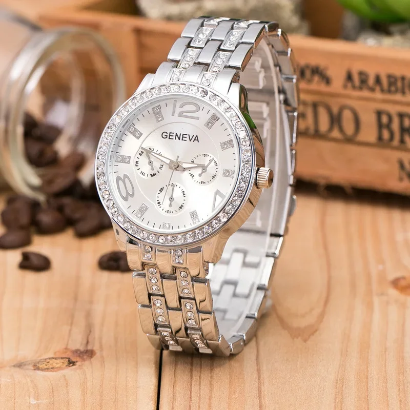 Geneva-reloj de cuarzo de acero inoxidable dorado para mujer, cronógrafo de pulsera informal de cristal militar con diamantes de imitación, marca de