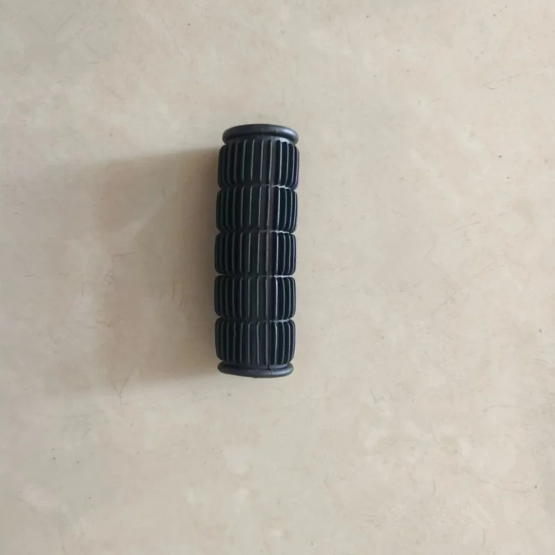 Rubber Grip 6513963 Suitable for Bobcat Loader S70 463 743 742 741 730 722 721