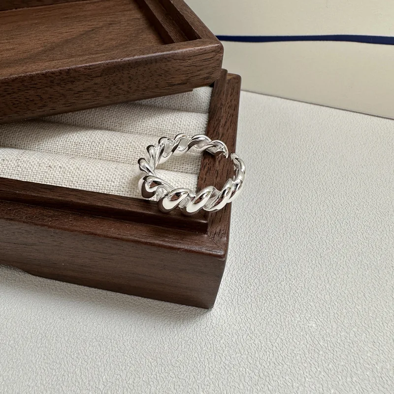 

S925 Sterling Silver Korean Heavy Industry Horn Bag Textured Ring Wedding Suitable INS Blogger Wearable Silver Wholesale