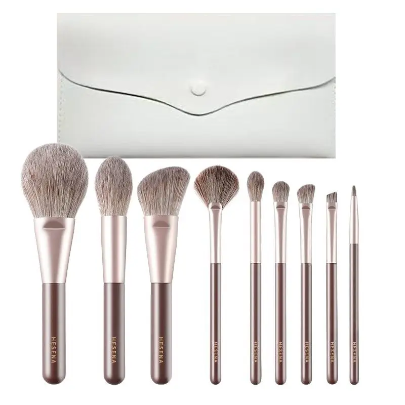 The 9-piece Mini Makeup Brush Set Of "fanghua Snow Grey" Is A Soft Set For Applying Eyeshadow And Dotting Makeup For Beginners