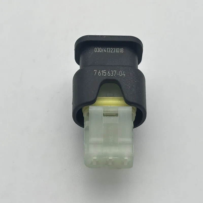 3 Pin Automobile Waterproof Connectors Parts Car Radar Plug 030/413231018 7615637-04 PA66 GF25 For BMW