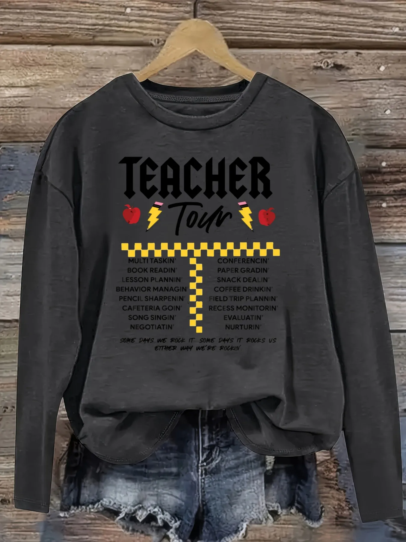 Women's Casual Long Sleeve Crew Neck T-Shirt Teacher Tour Task List Print Design, Round Neck Women's Clothing, Machine Washable, Slightly Elastic, Loose Fit, Spring Autumn Winter Women's T-Shirt, Halloween Costume Outfit