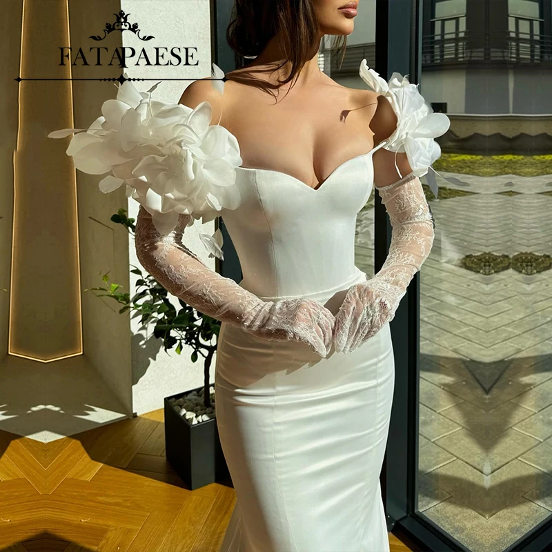 FATAPAESE Customized Bridal Dress Semi-sweetheart neckline Off shoulder Flower Embellishments with Lace Gloves Mermaid Silhouett