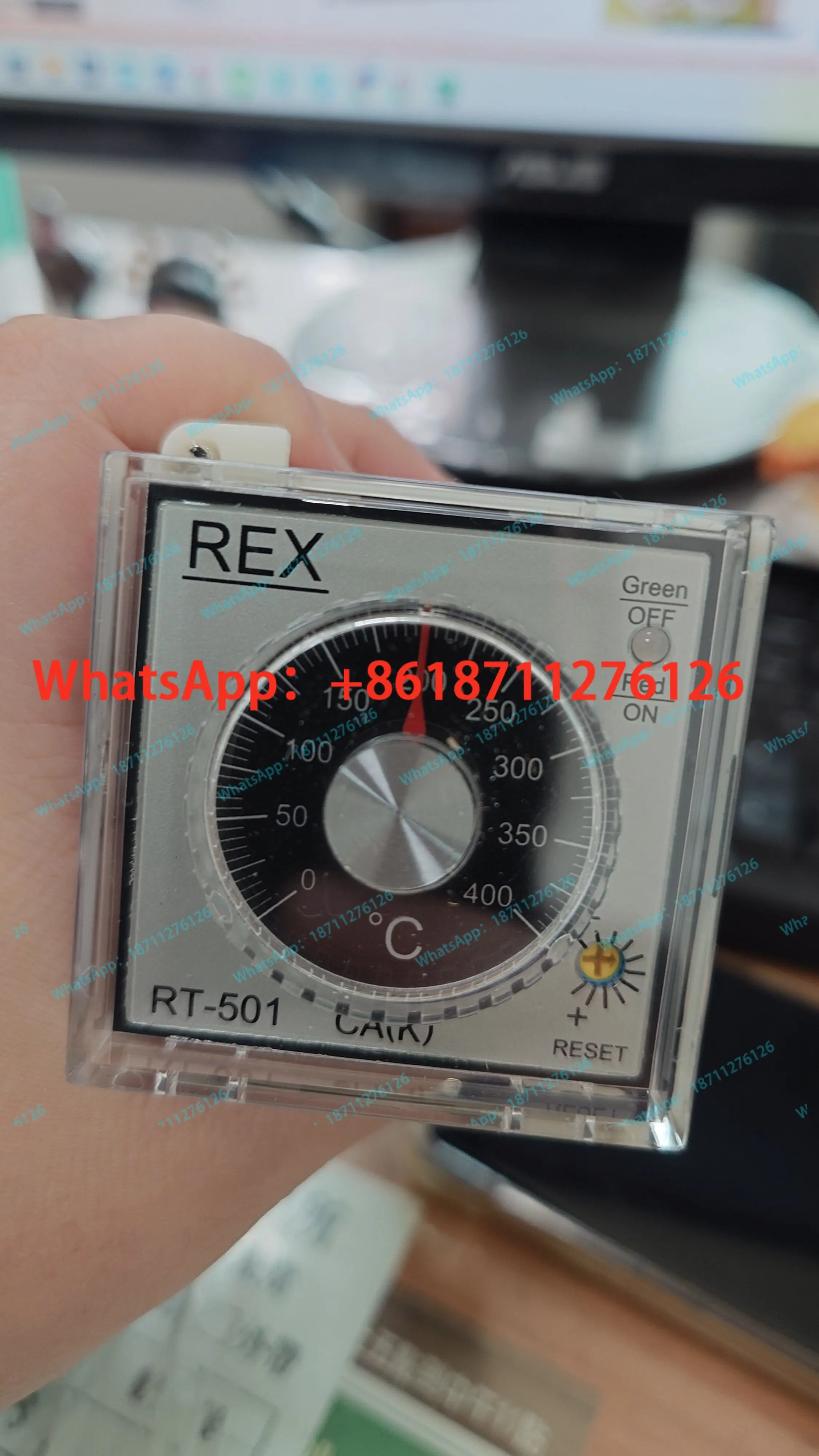 Original Taiwan REX temperature controller RT-501 pin-in temperature control mechanical temperature control switch 48 * 48
