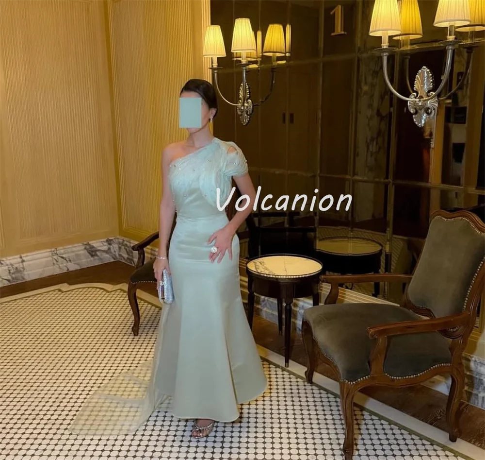 Aangepaste maten beschikbaar Prachtige charmeuse parel strass plooi zeemeermin one-shoulder lange jurken Op maat gemaakte gelegenheidsjurken