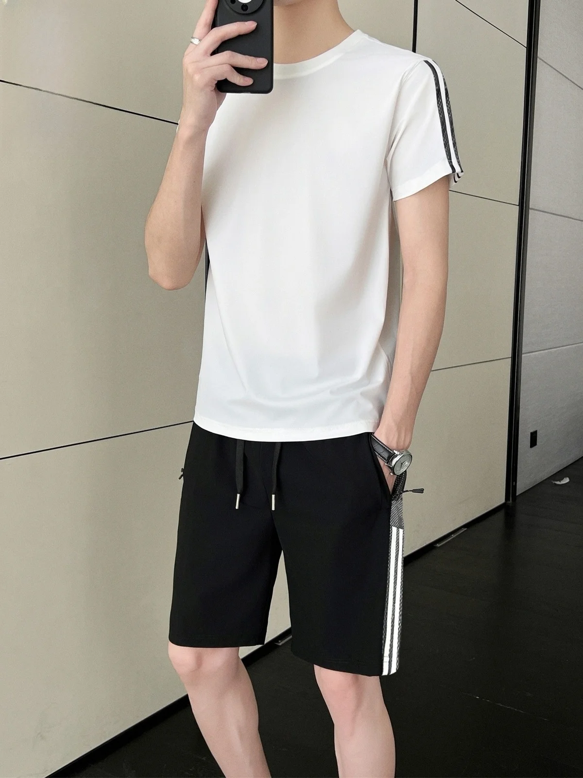 

Мужской повседневный комплект из ледяного шелка: быстросохнущие шорты и футболка для летнего спорта, нейлон, спандекс, молодежный стиль