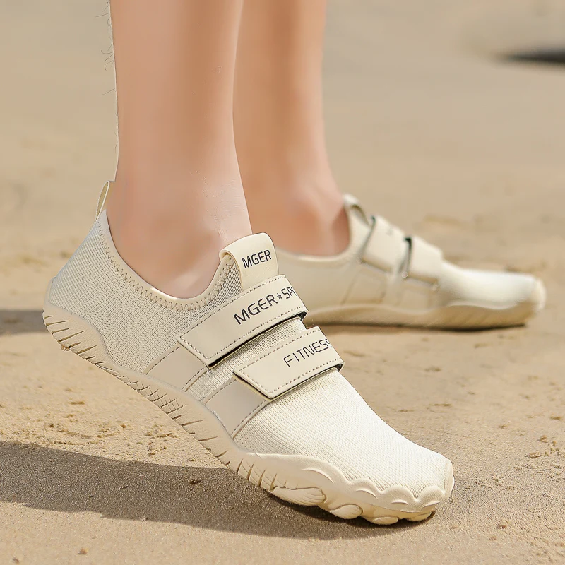 Chaussures d'eau à semelle extérieure en caoutchouc pour femmes, chaussures de natation respirantes, chaussures de plage décontractées, chaussures de fitness et de cyclisme, séchage rapide