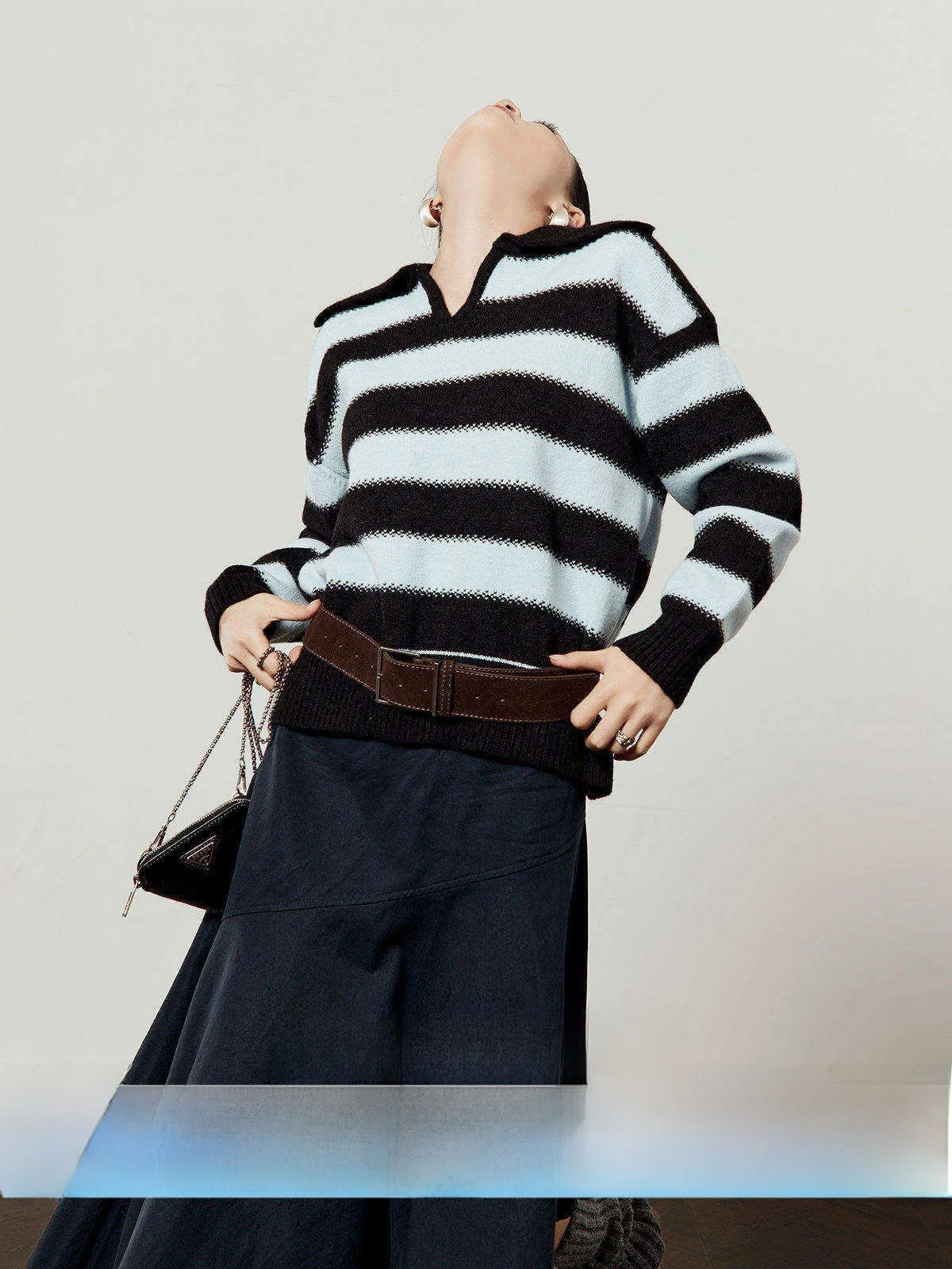 

Women's Striped Loose Fit V-Ne Sweater Spring 2026 Casual Comfortable Breathable Commute Sle Faion Design Color Blo