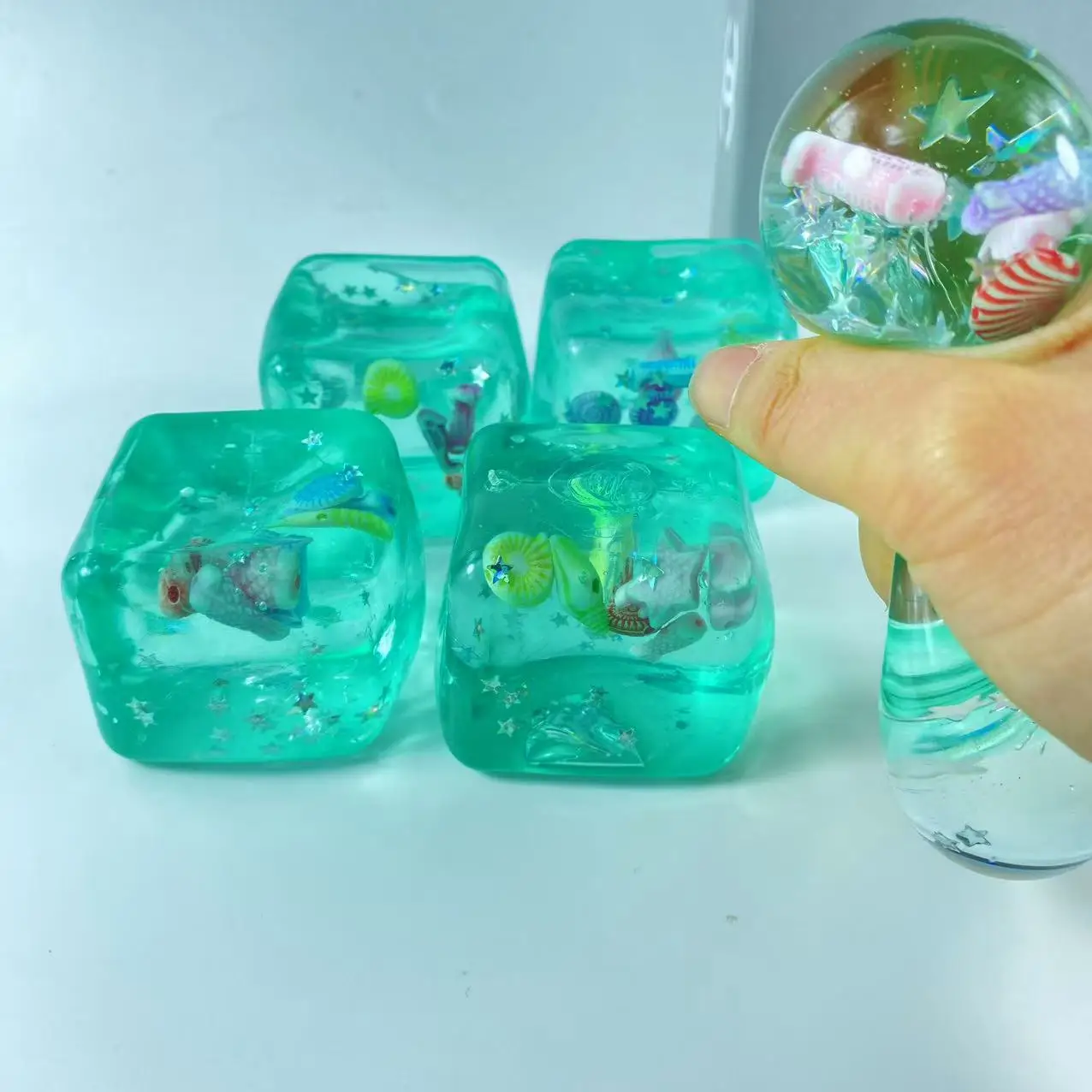 Blauer Maltose Squishy Block Niedlicher Mochi Anti-Stress Fidget Soft Simulierter Blauer Transparenter Ball Schnell Rückfedernder Entspannungs-Geschenk