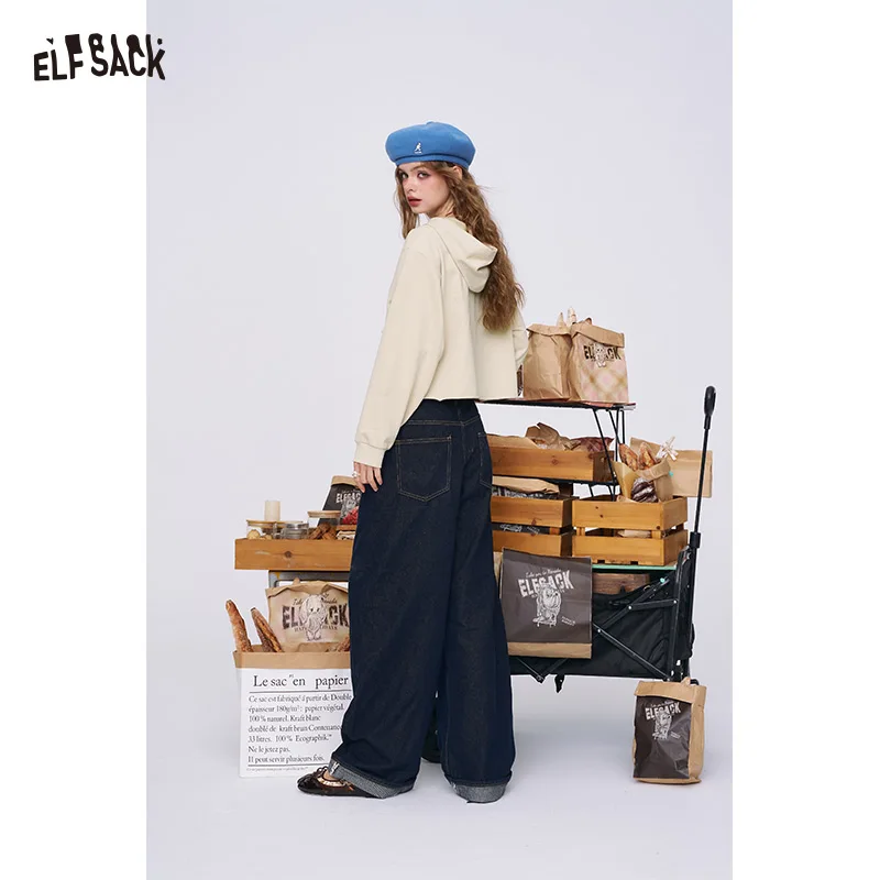 ELFSACK 2025 Autumn New Arrival Casual American Print Hoodie Petite Lightweight Cropped Sweatshirt For Woman