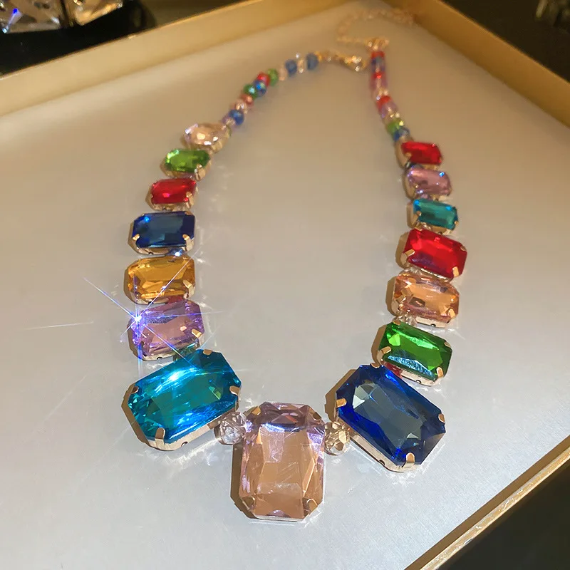 2023 Latest Baroque Colored Crystal Women Necklace European Palace Shining Vintage Rhinestone Neck Jewelry Set Collar Choker