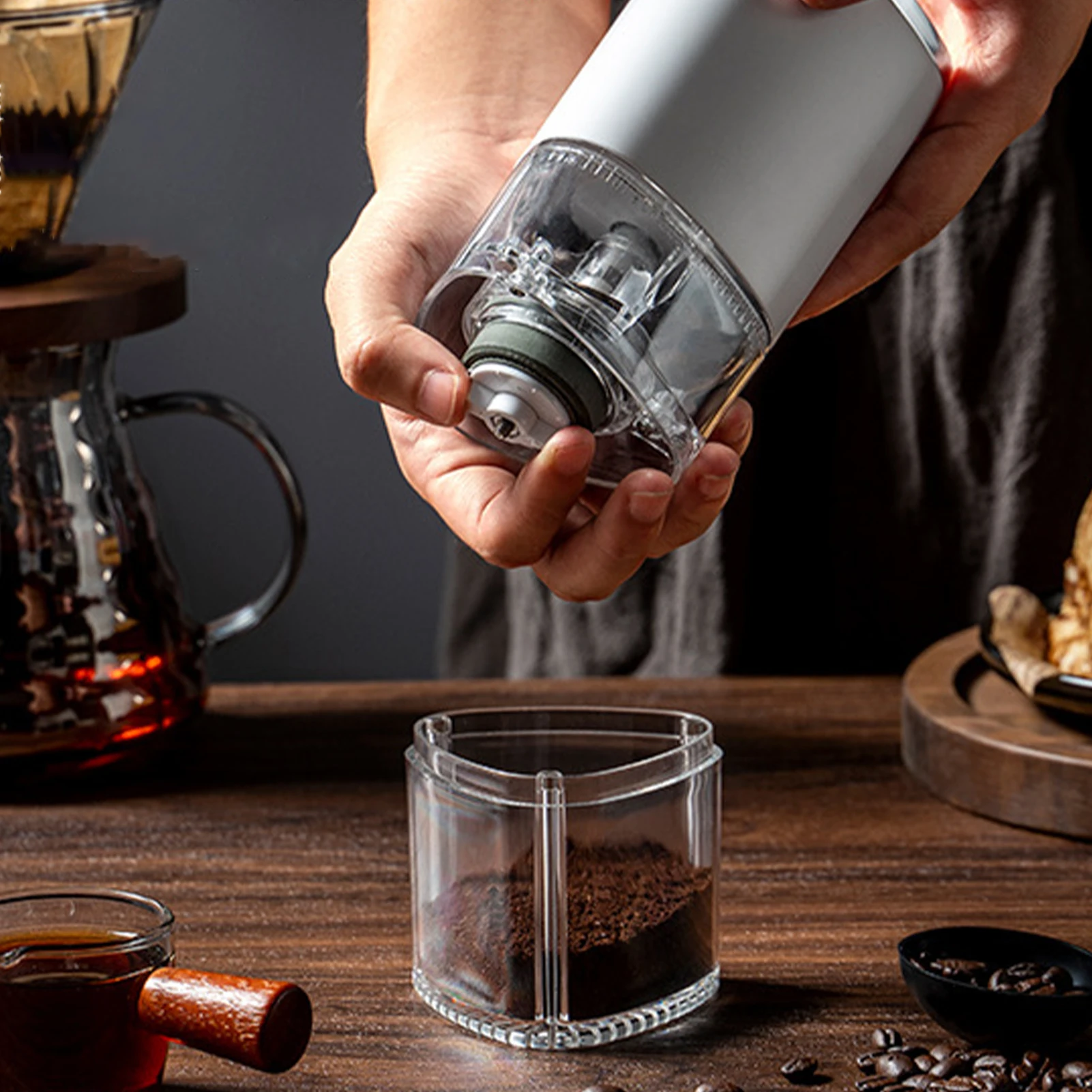 Tragbare Mini-Kaffeemühle für Zuhause, Reisen, Büro – einfach zu bedienende, gleichmäßige Kaffeebohnenmühle