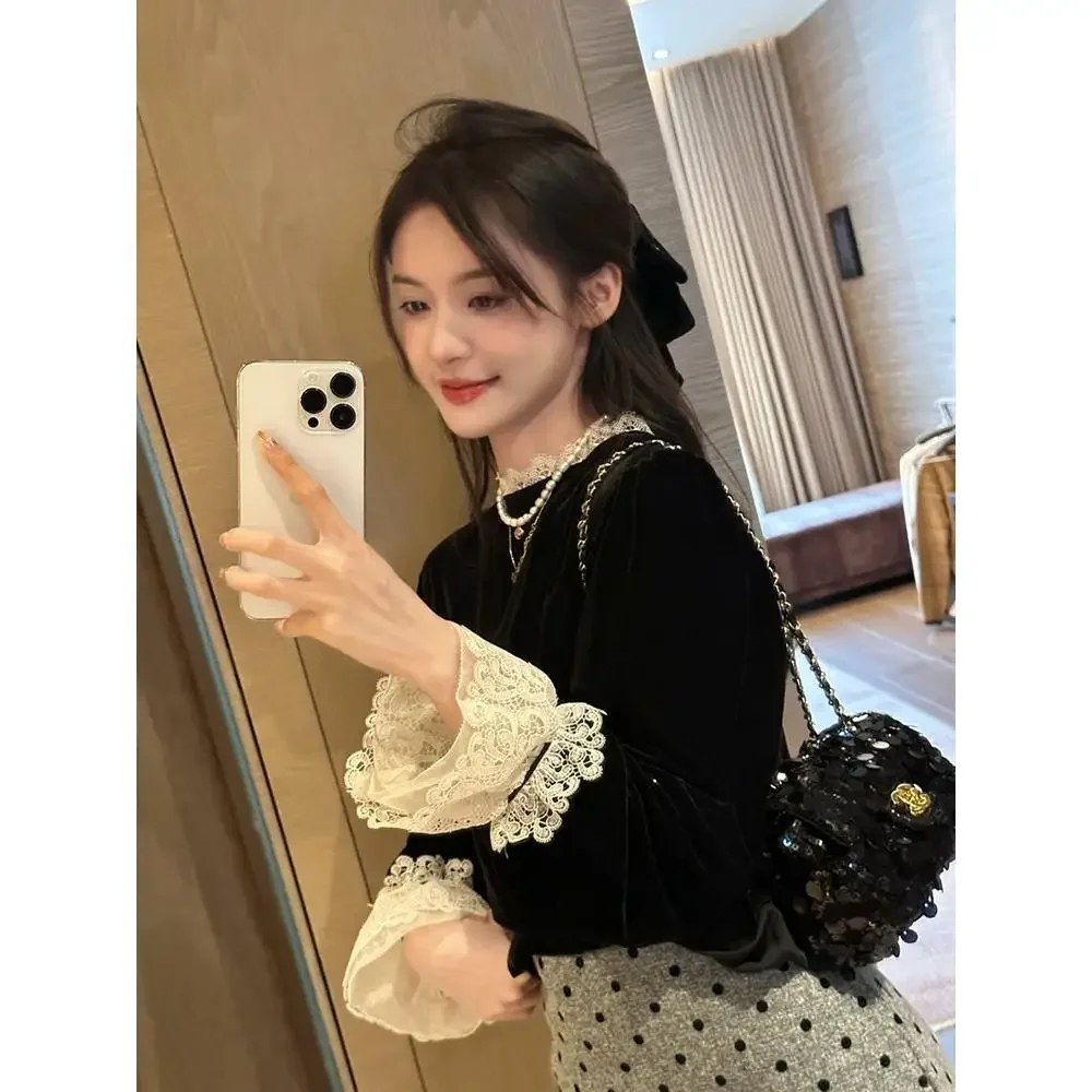 2024 Winter New High-end Luxury Lace Splicing Black Sweater for Women Winter Slim Fit Hoodie Knitted Velvet Warm Top for Women