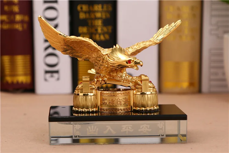 Wholesale HOME CAR Decorative statue Good luck golden Auspicious Eagle Recruit wealth bring money FENG SHUI