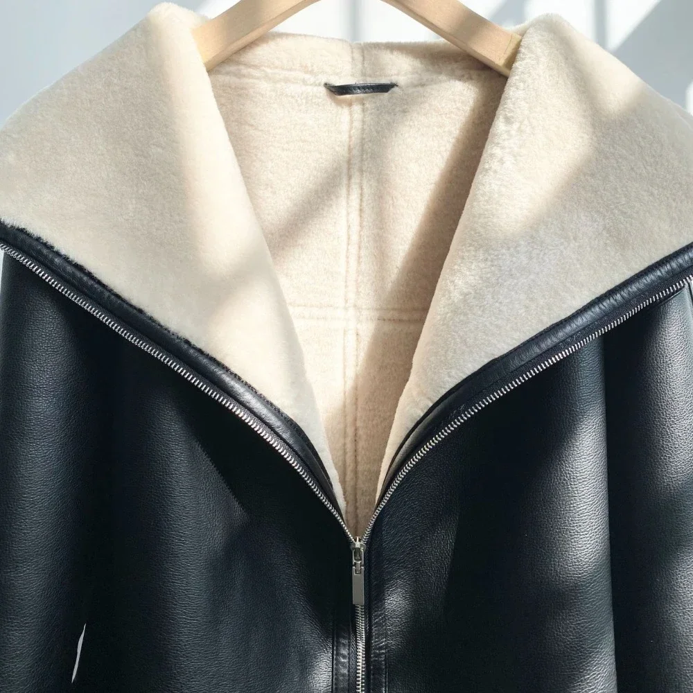 سترة شتوية عصرية فاخرة من الصوف بالكامل وطية صدر كبيرة من صوف الضأن الصناعي معطف دافئ سميك