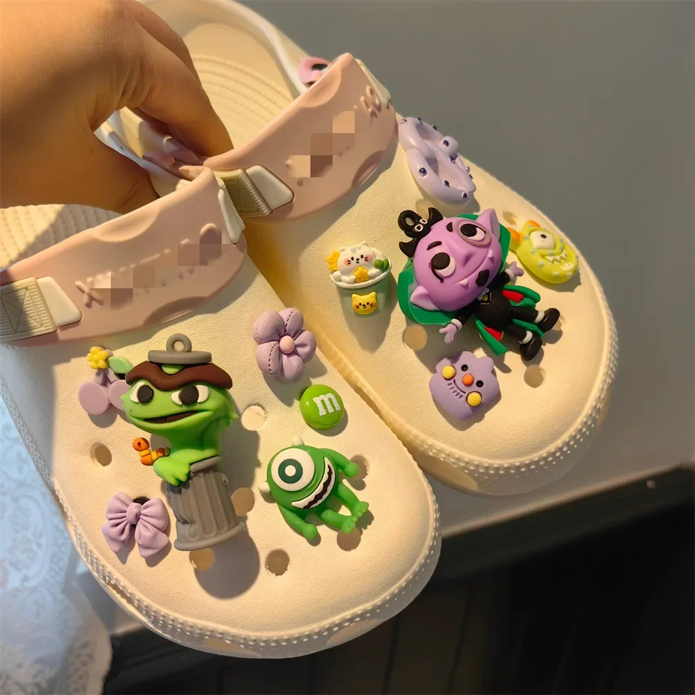 Scarpa per bambini nuovi accessori per cartoni animati tridimensionali Set di fiori per scarpe accessori per pantofole rimovibili accesso con fibbia fai da te di marca