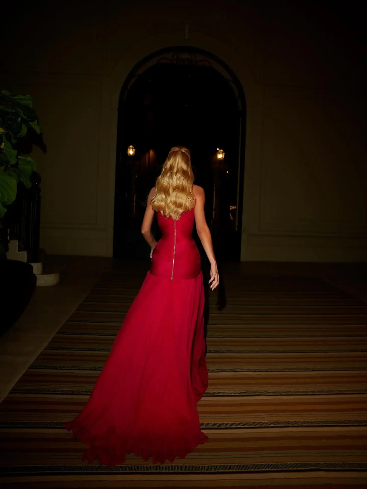 Elegantes rotes Damen-Maxikleid, bodenlang, plissiert, Ballkleider, Schatz, Meerjungfrau, lange formelle Kleider, plissiert, schulterfrei