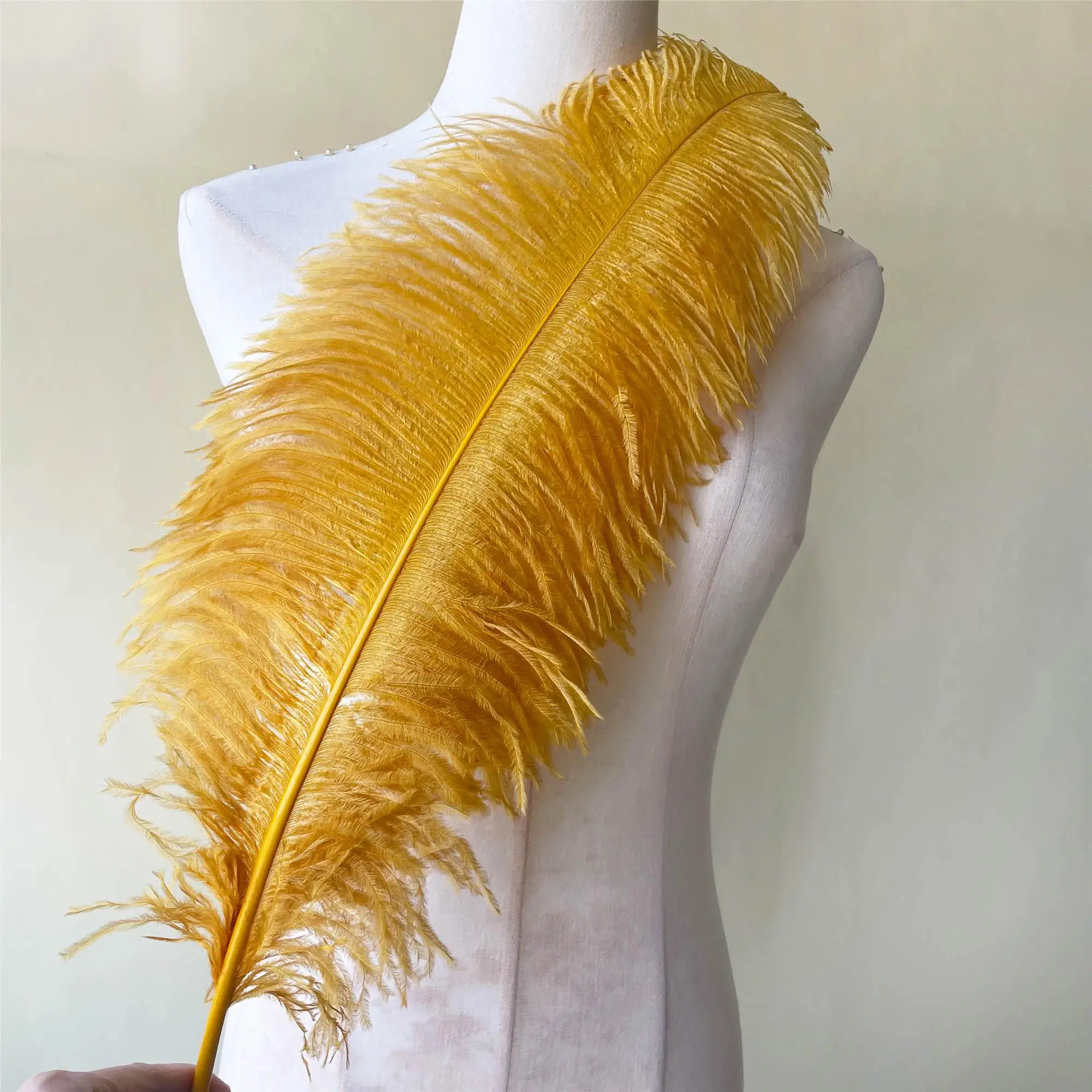 Natural Gold Ostrich Feathers 10PCS Bulk 15-30cm for Wedding Centerpieces Decor Carnival Masks DIY Crafts Party Decoration
