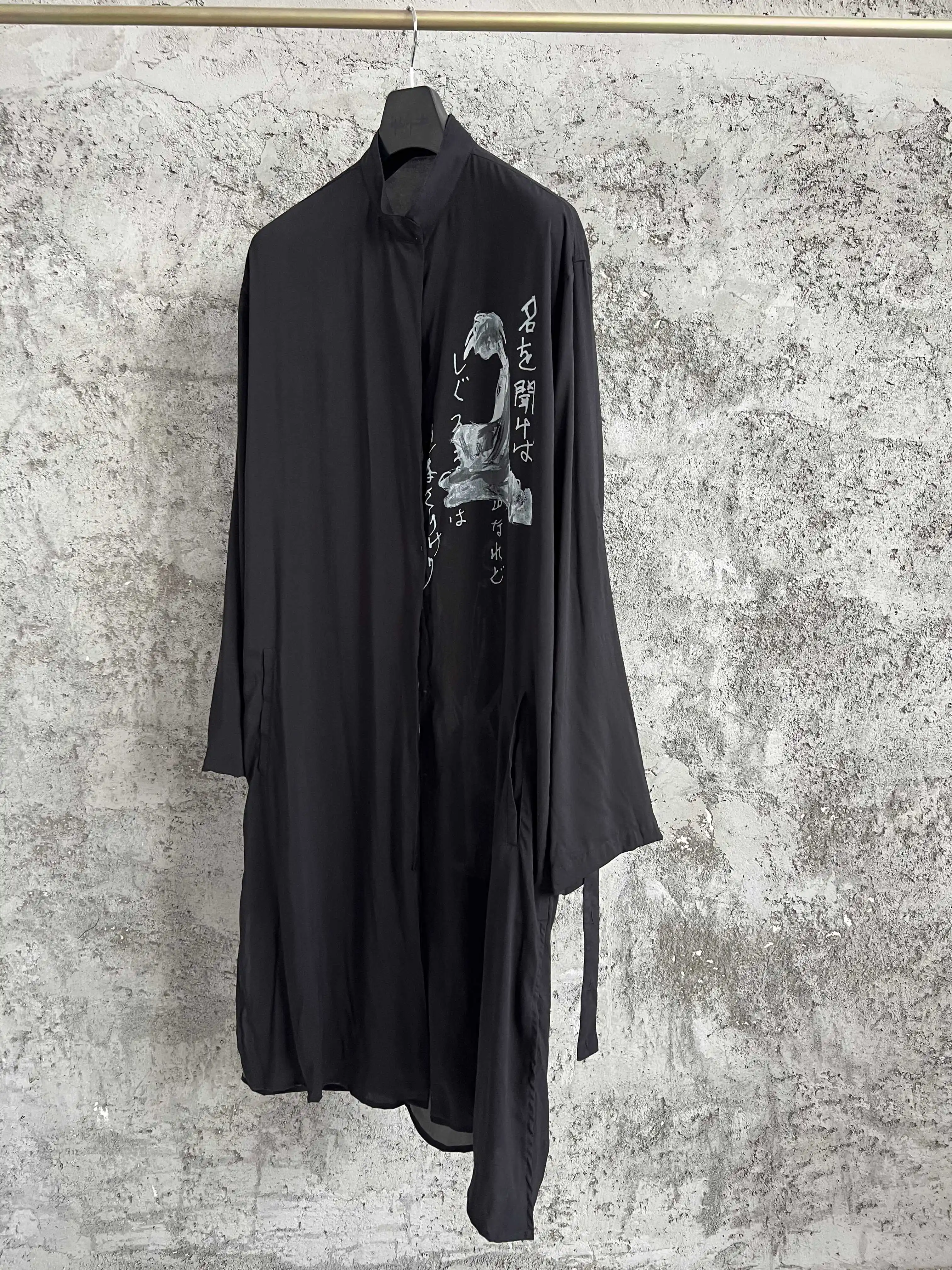 Japanese-style original design, dark style loose printed flap pocket long-sleeved shirt