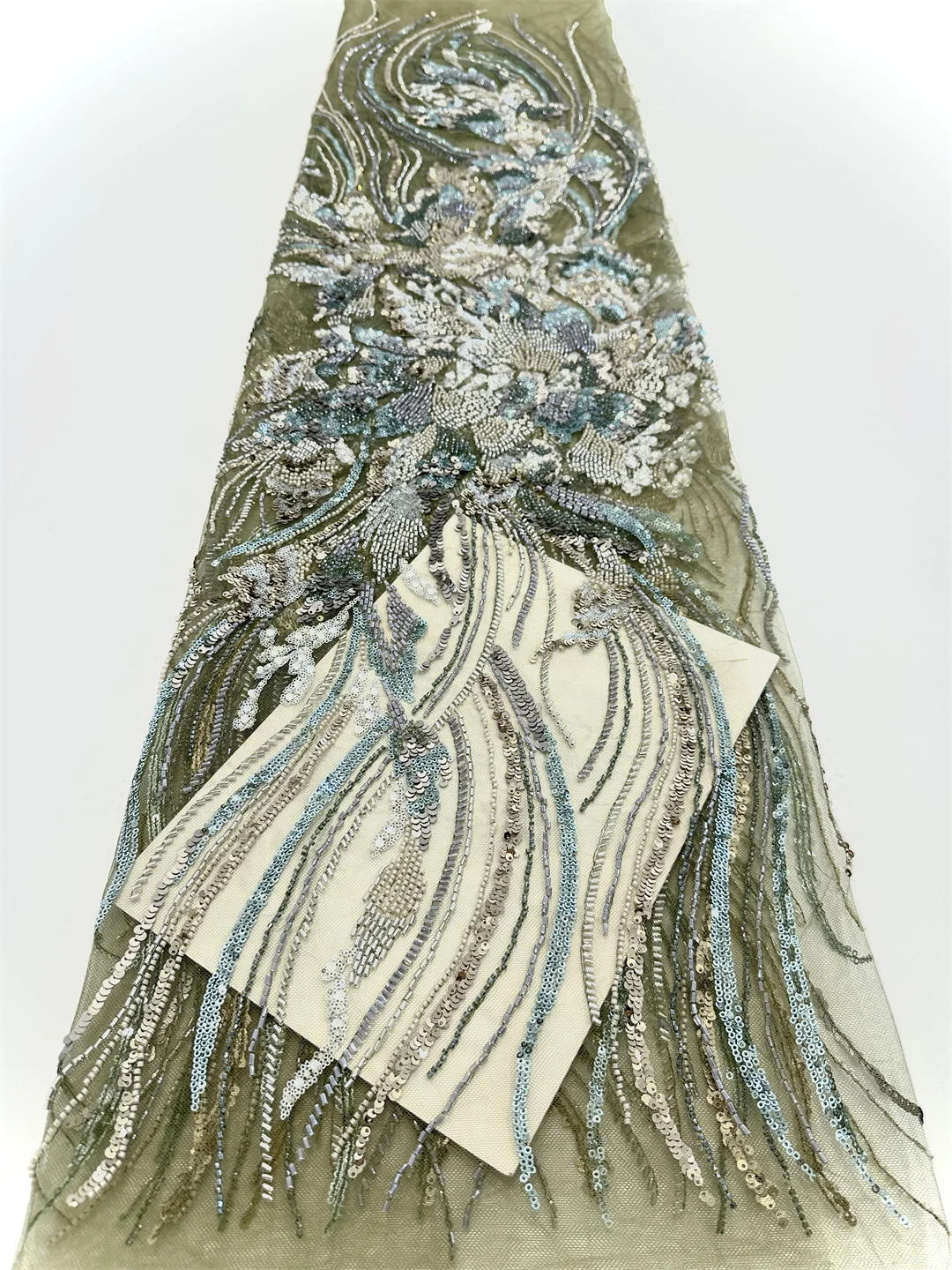 

Высокое качество, французская тюлевая сетка с вышивкой из нескольких бусин, красивый дизайн, африканское тканевое кружево, праздничные платья. Свадьбы, 5,5 кг.