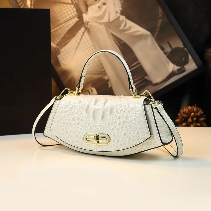 Saddle bag for women in 2024, high-end and niche design, leather small bag, new trendy and fashionable texture, hand-held crossb