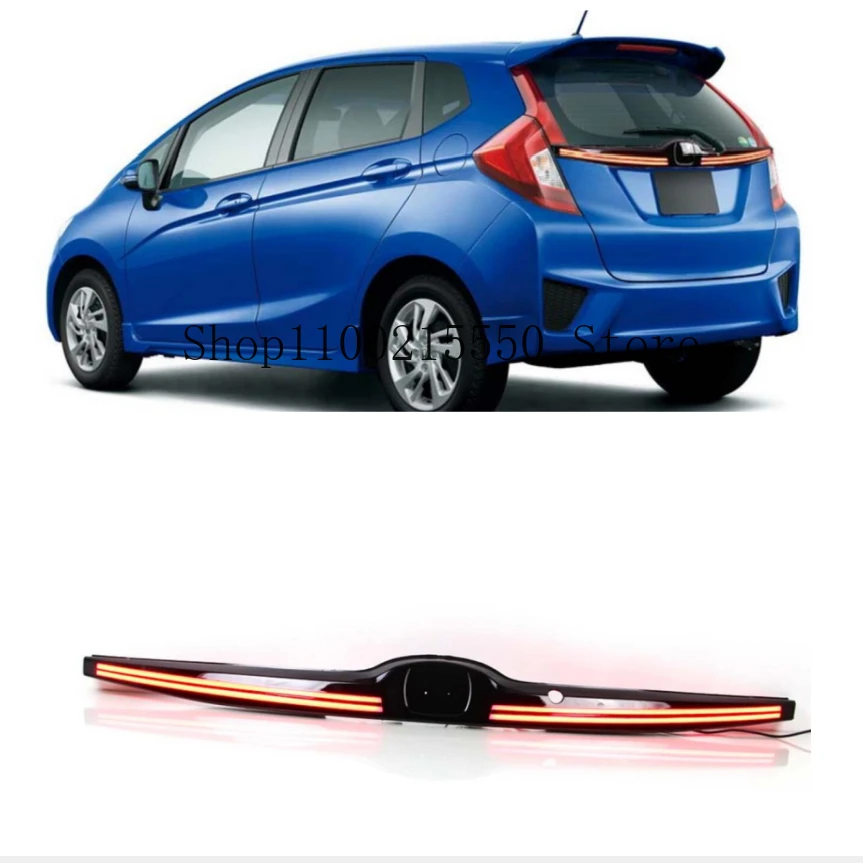 Through Light Rear Bumper Reflector Light For Honda Fit Or Jazz  2014 2015 2016 2017  With 2 Function