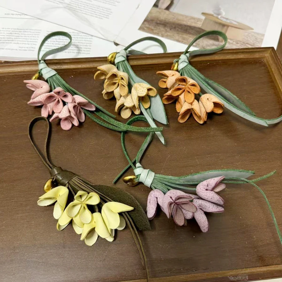 Flower Bag Pendant Cow Leather Design Exquisite Handmade Simulation Bags Pendant Osmanthus Tulip Keychain Bag Accessories