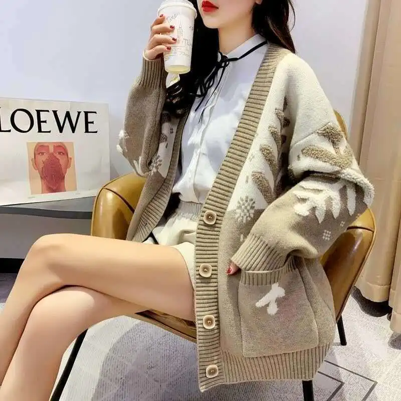 2024 Female Fashion Cardigan Women Thickened Korean Style Lazy Style Autumn And Winter Sweater Jacket Christmas Sweater  Knit To