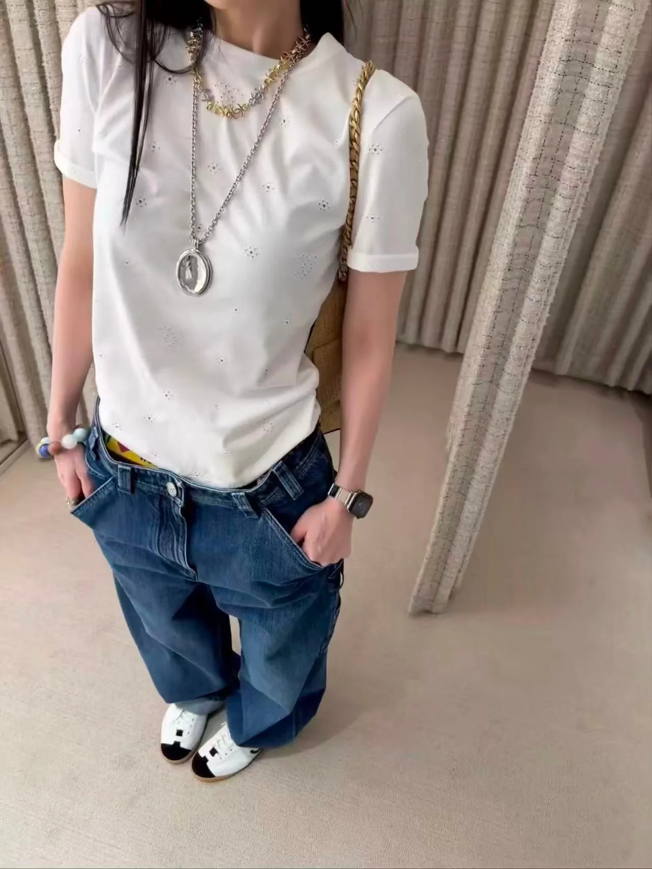 

White Embroidered round Neck Short Sleeve T-Shirt Casual Loose Basic Cotton Tee Soft Breathable Summer Top for Daily Wear