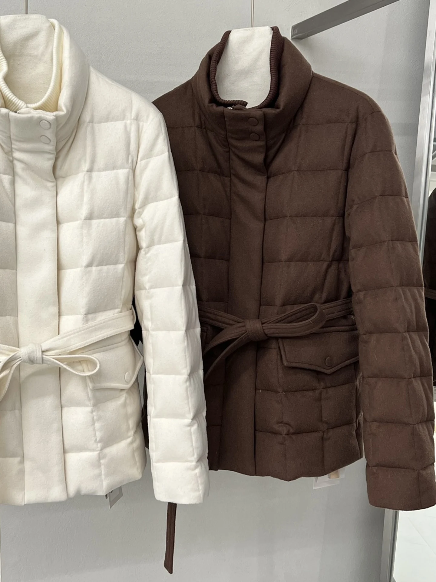 2026 Autumn New Arrival High-Quality Knitted Drawstring Goose Down Jacket For Women Fabric: 10% Cashmere, 90% Superfine Merino W