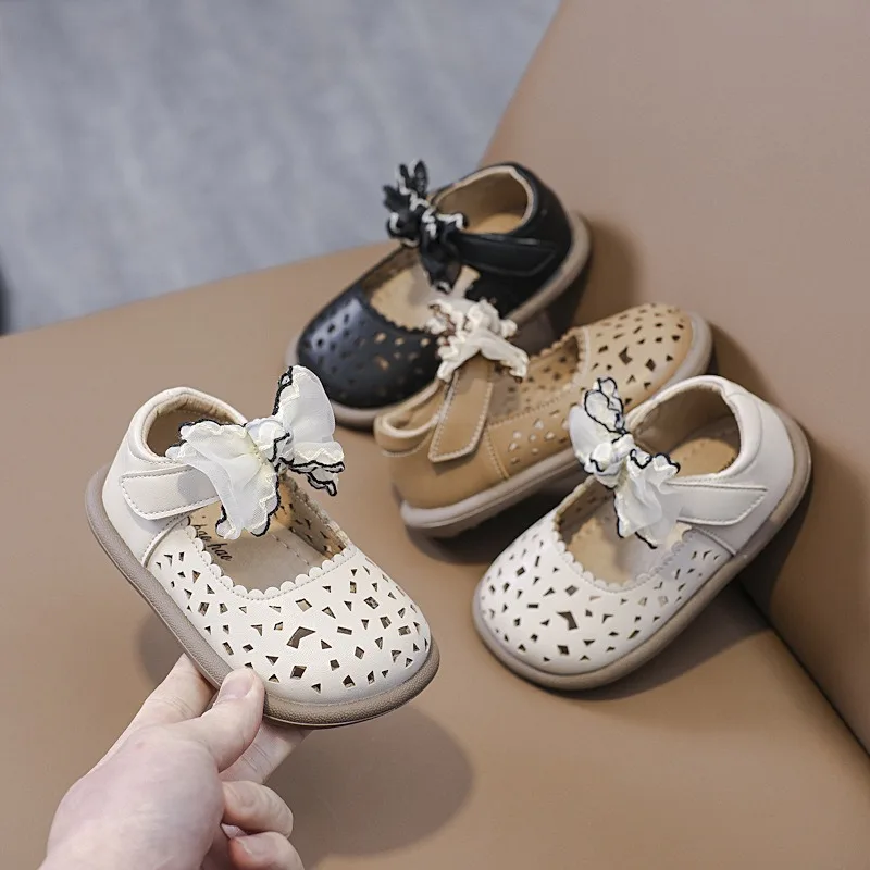 Summer Baby Girls Casual Shoes British Style Bow Cut-out Princess Leather Shoes Love Soft Sole Lightweight Infant Toddler Shoes