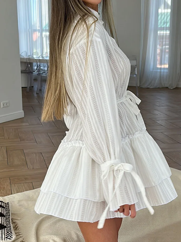 Elegantes Stehkragen-Bogen-drapiertes kurzes Kleid für Damen, modisch, gerüschter Saum, solides, lockeres A-Linien-Kleid, lässige Langarm-Herbstkleider