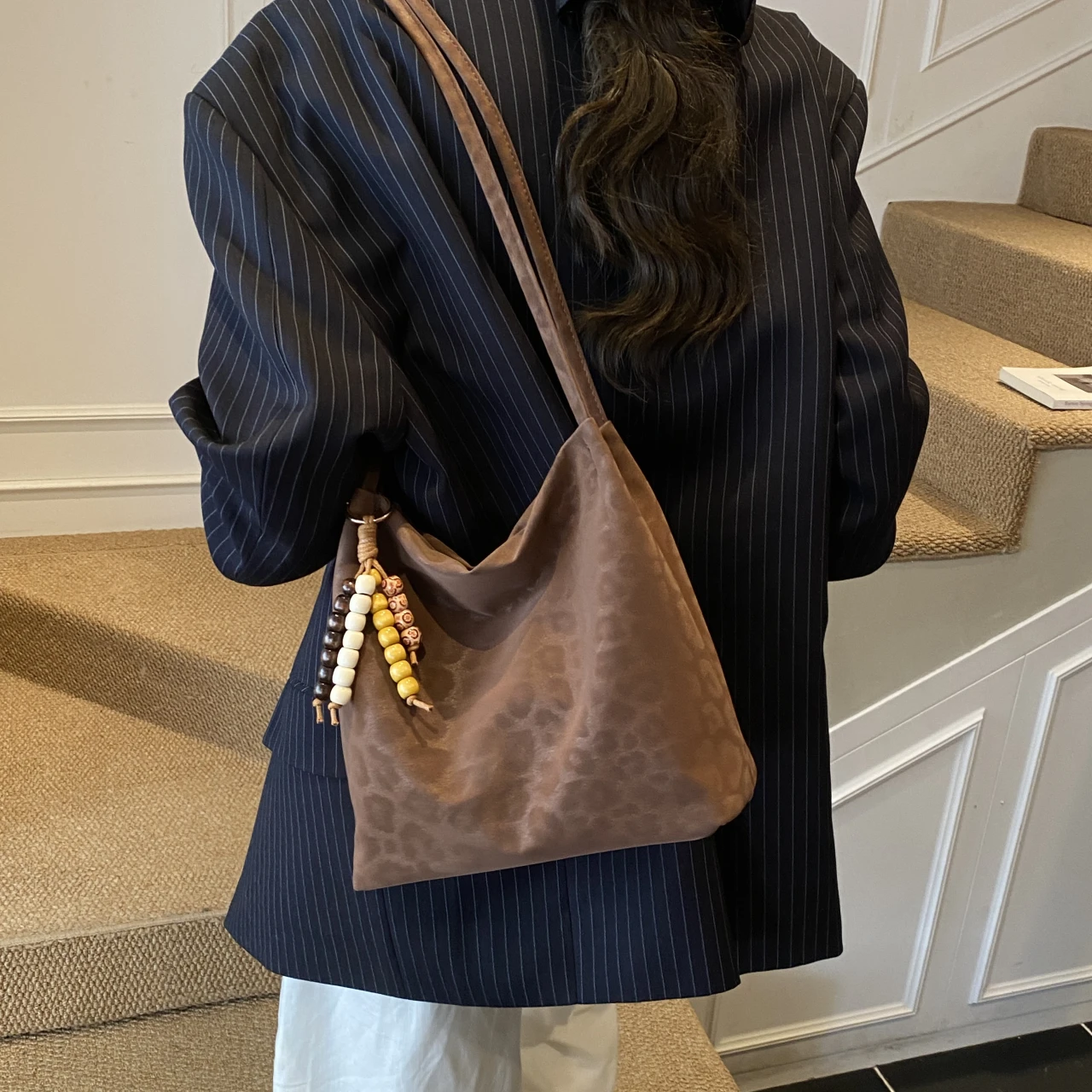 

Новое поступление осени-зимы 202, большая женская сумка-тоут, просторная кожаная сумка через плечо, модная сумка-шоппер через плечо