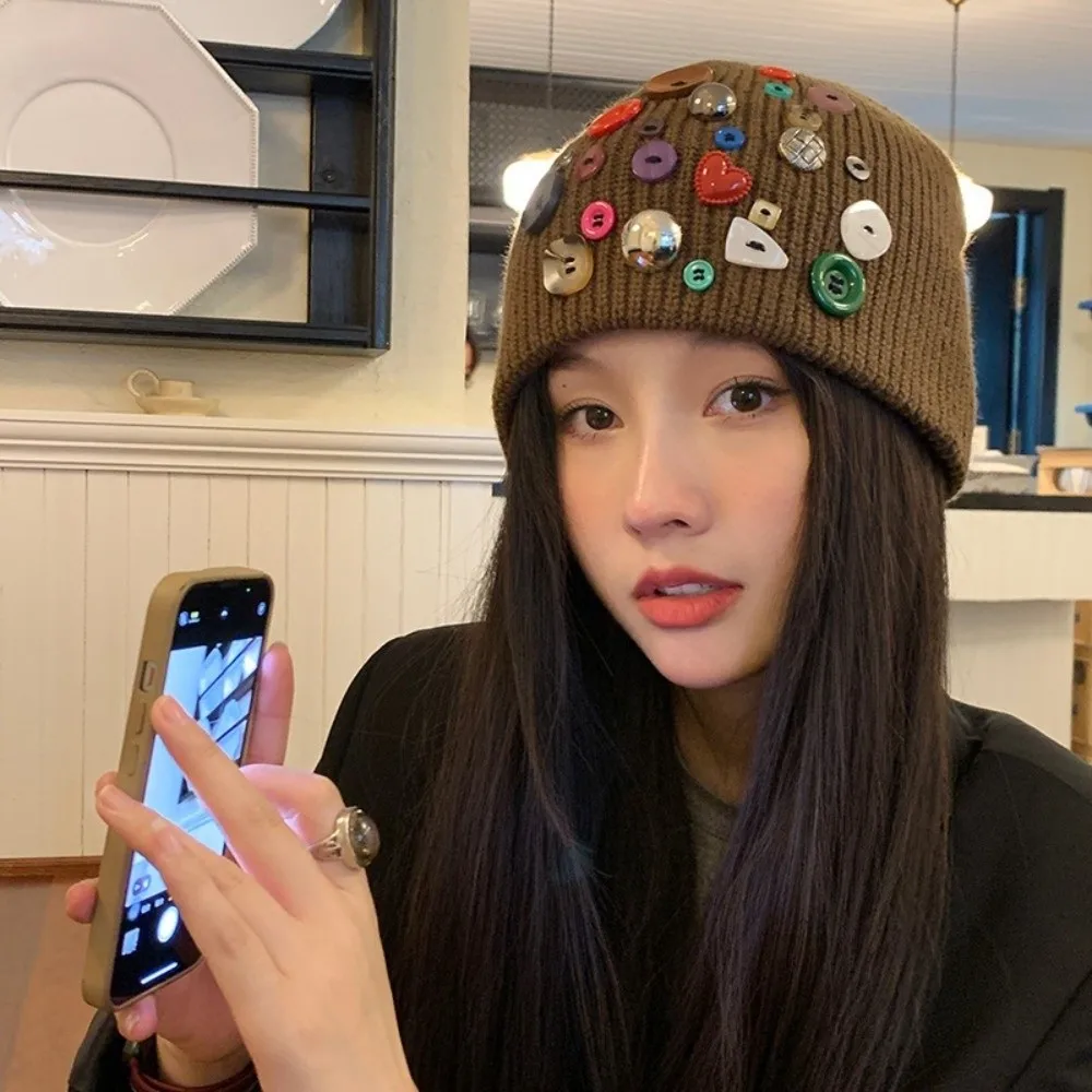 Trendy Colorful Button Beanie Hat Cuffed Elastic Knitted Hat Warm Protection Irregular Button-Decorated Personality Cold Cap