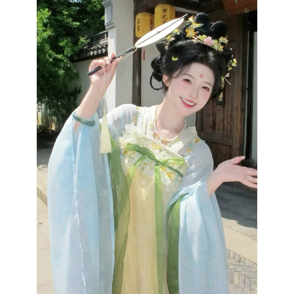 Ancient Hanfu national style embroidered large-sleeved shirt ancient style silk chest-length skirt daily suit